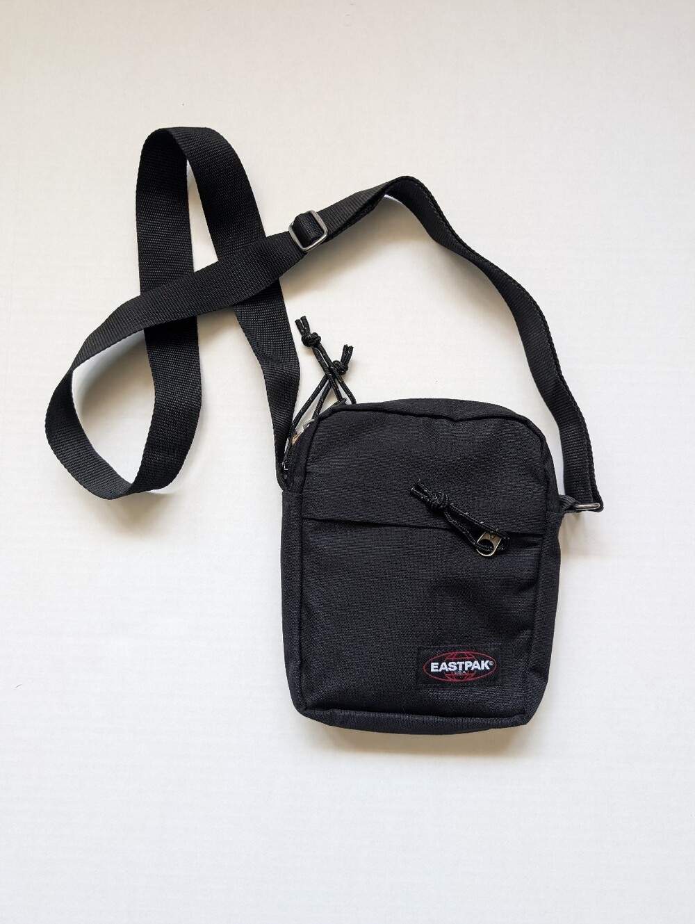 EASTPAK Shoulder Bag - Mini Crossbody Black 11E0A07
